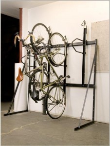 Wall mounted bike rack
