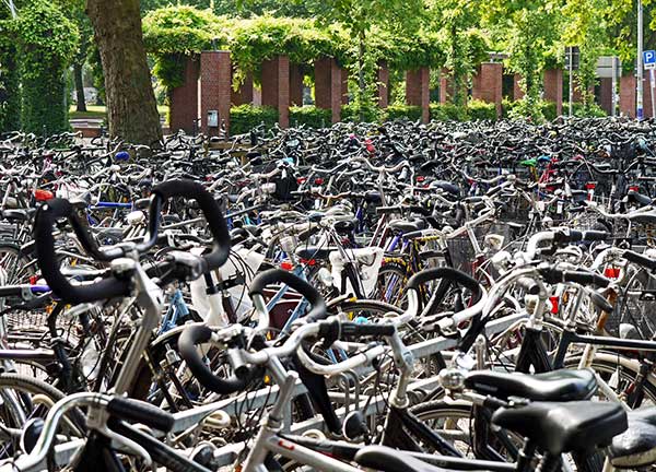 outdoor bike racks
