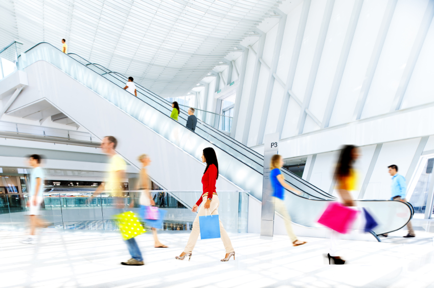Commercial Outdoor Furniture Can Add New Life to an Old Mall