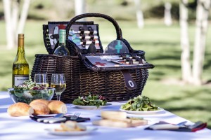 picnic basket from picnic time