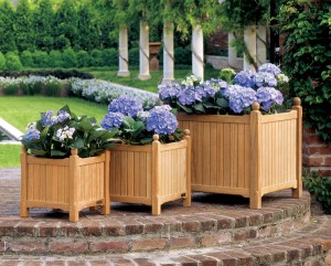 commercial wood planters